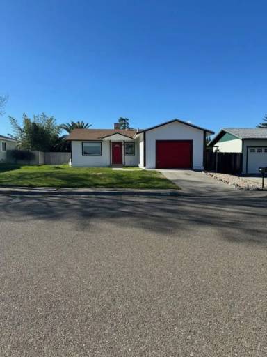 Main picture of 2535 Oriole Dr