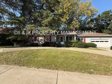 Main picture of 6610 Nall Ave