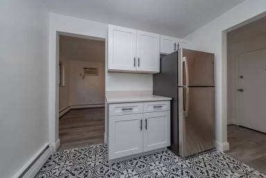 Main picture of 2312 Harper Ave