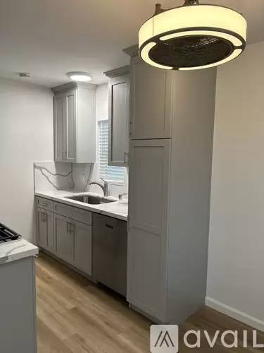 Main picture of 4125 E 8th St