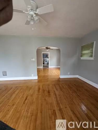Main picture of 1662 Taylor Ave