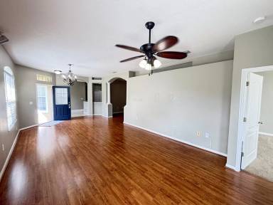 Main picture of 19139 Lake Audubon Dr
