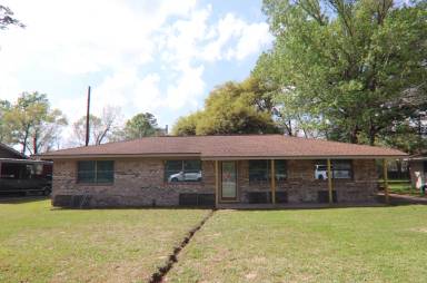 Main picture of 3885 Hale St