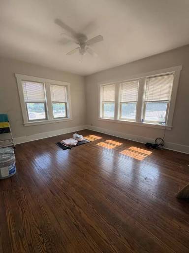 Main picture of 345 Alexander St