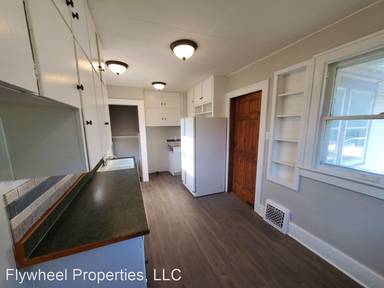 Main picture of 1915 6th St