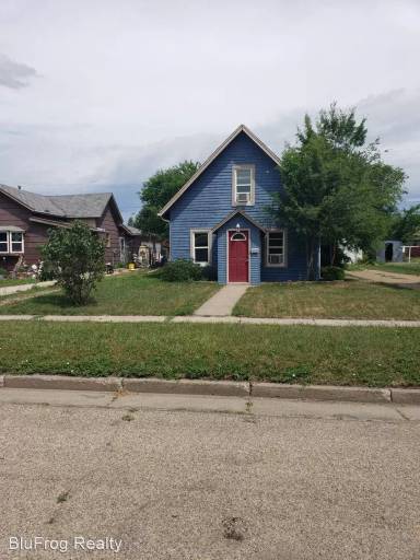Main picture of 809 9th Ave SE