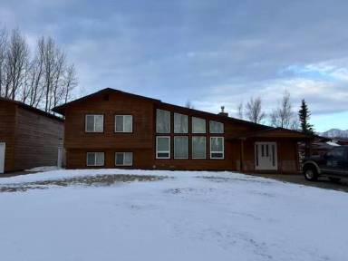 Main picture of 3860 N Westlake Ave