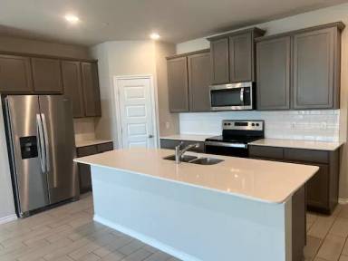 Main picture of 3036 Shire Dr