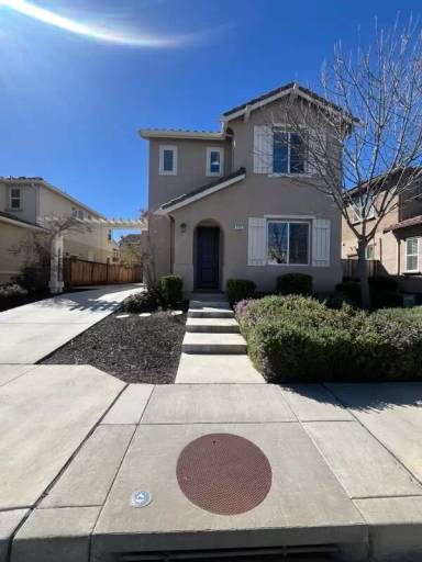 Main picture of 272 Lasata Dr