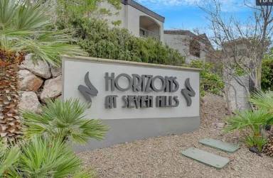 Main picture of Horizons At Seven Hills