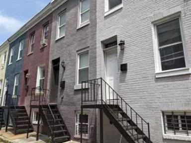 Main picture of 2305 Hunter St