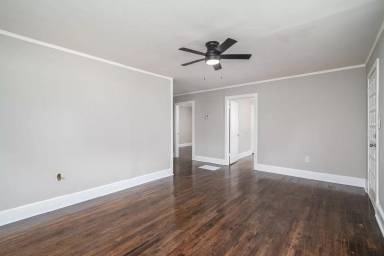 Main picture of 913 Edgemont Ave