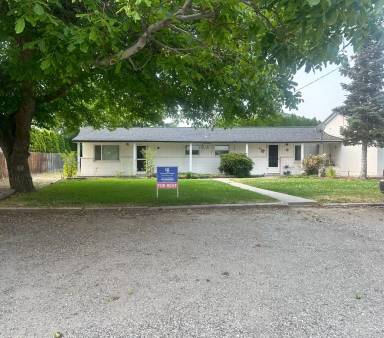 Main picture of 1339 Maple St
