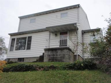 Main picture of 3 Sycamore St