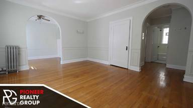 Main picture of 540-48 W Surf St