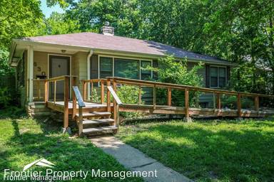 Main picture of 630 Bertrand St