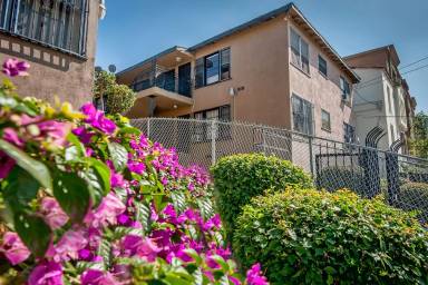 Main picture of 208 S Westlake Ave