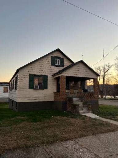 Main picture of 201 7th St