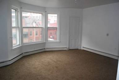 Main picture of 404 N 2nd St