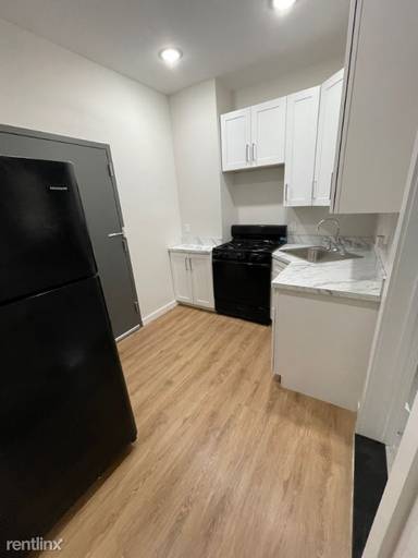 Main picture of 175 Van Nostrand Ave