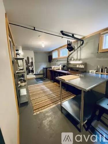 Main picture of 17 Oxford St