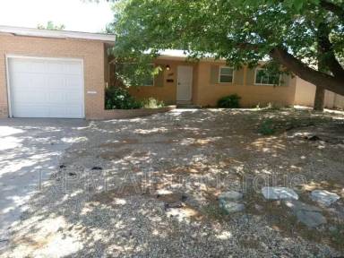 Main picture of 1200 San Pablo St NE