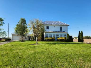 Main picture of 420 E Holtzmuller Rd
