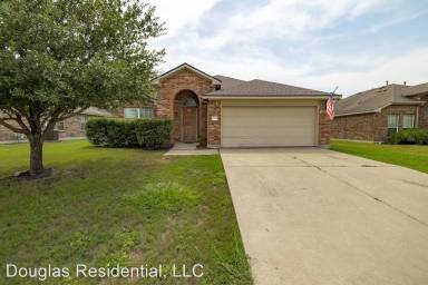 Main picture of 3445 Longhorn Trl