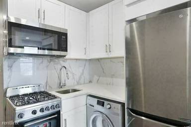 Main picture of 311 E 109th St
