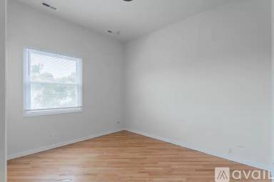 Main picture of 1512 N Wood St