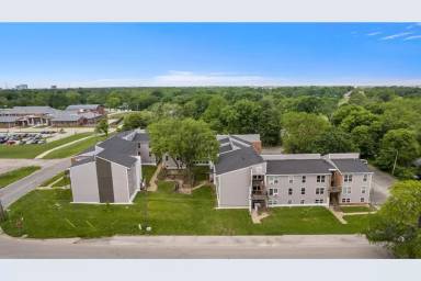 Main picture of Willowbrook Apartments