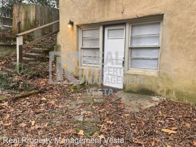 Main picture of 2713 Vineville Ave