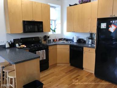 Main picture of 1822 N Campbell Ave