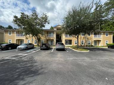 Main picture of 6087 Maggies Cir