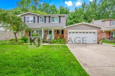 Main picture of 43615 Candlewood Dr