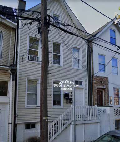 Main picture of 27 Hudson St