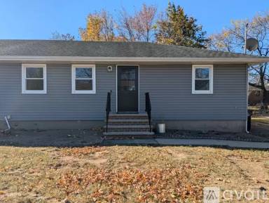 Main picture of 1036 Apache St