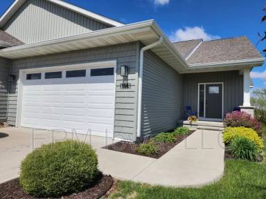 Main picture of 114 Dogwood Ln