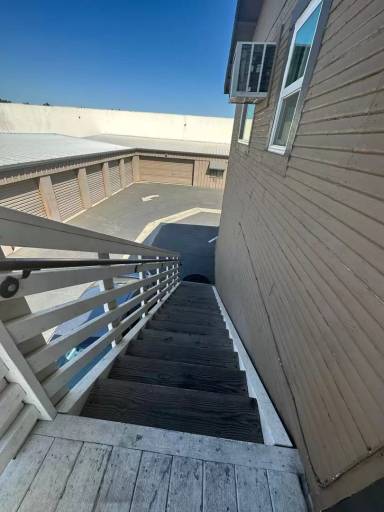 Main picture of 1441 Coldwell Ave