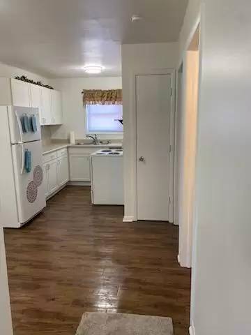 Main picture of 213 E Spruce Ave