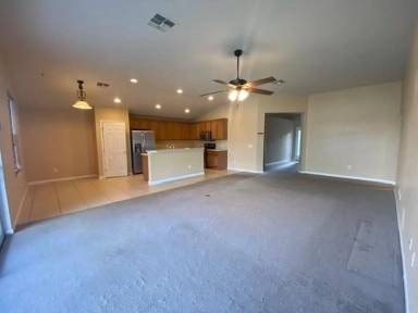 Main picture of 4031 SW 57th Ave