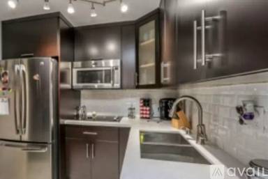 Main picture of 8889 Fontainebleau Blvd