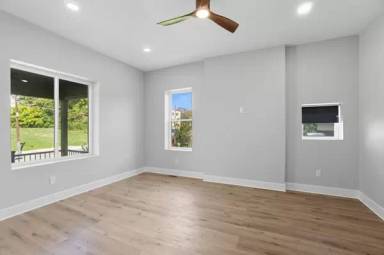 Main picture of 571 Hale Ave