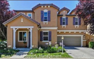 Main picture of 9 Pompano Pl