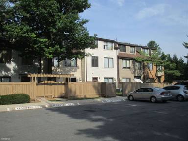 Main picture of 9884 Brookridge Ct