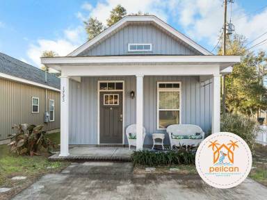 Main picture of 1723 W Intendencia St