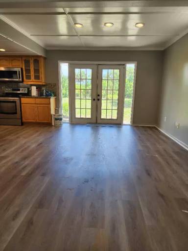 Main picture of 745 James Cir NE