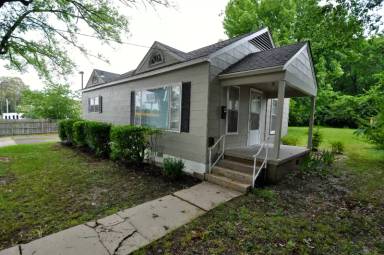 Main picture of 1430 Flint St