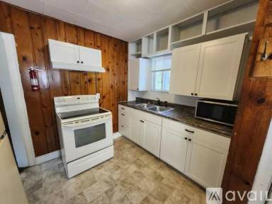 Main picture of 815 9th Ave SE