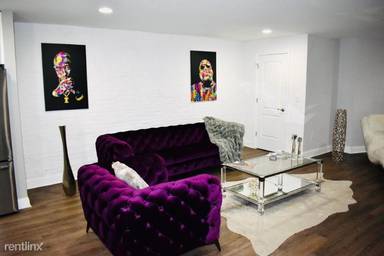 Main picture of 2222 Eutaw Pl